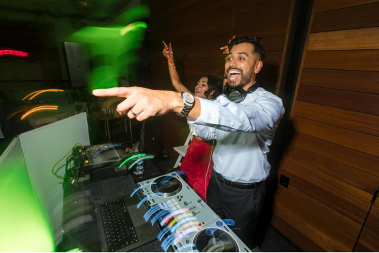 Smart Tech and Personal Beats: The Future of Your Wedding Celebration